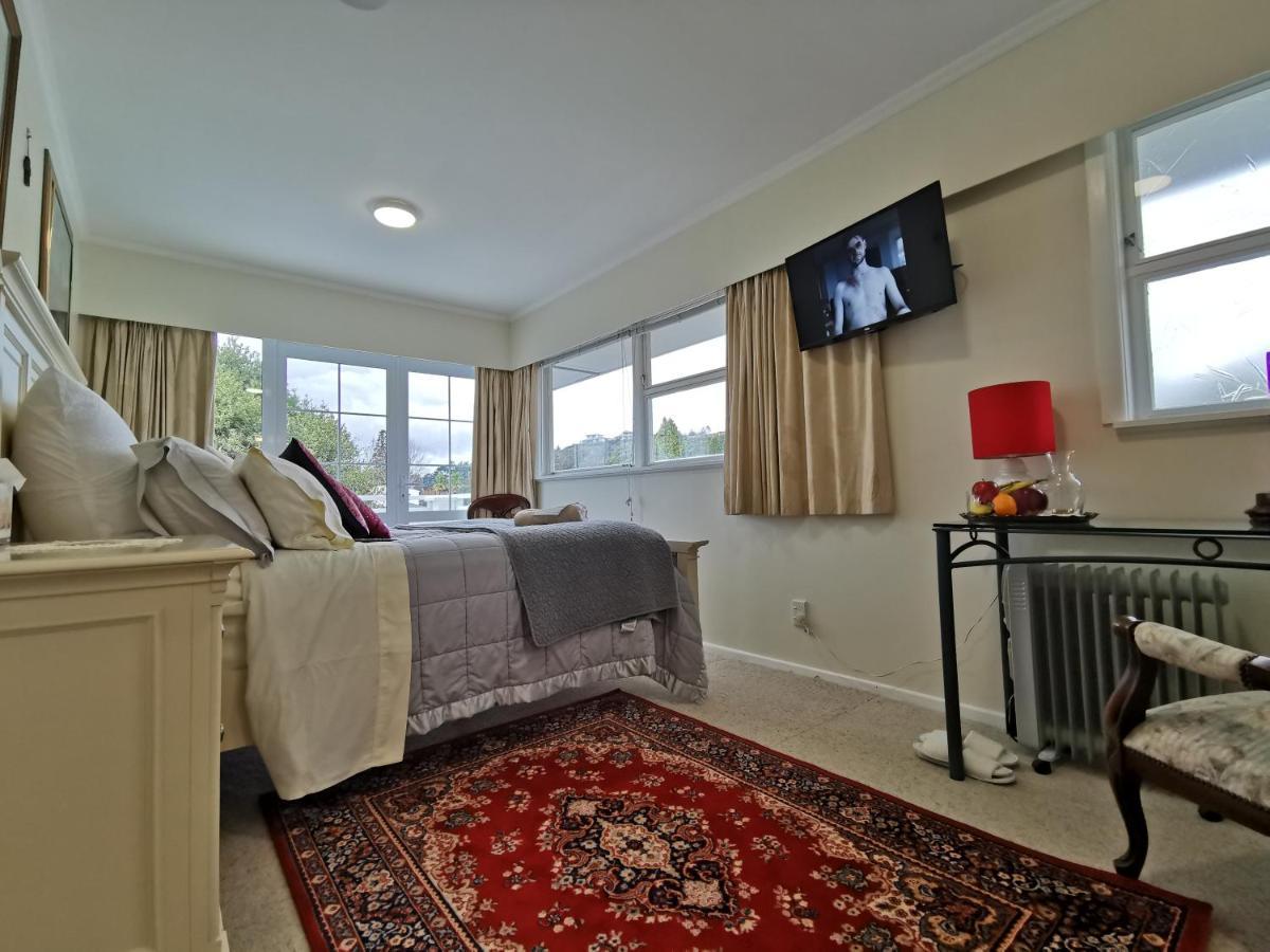 Geyser Lookout Bnb Rotorua Exterior photo