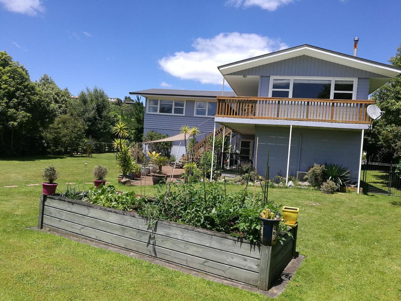 Geyser Lookout Bnb Rotorua Exterior photo