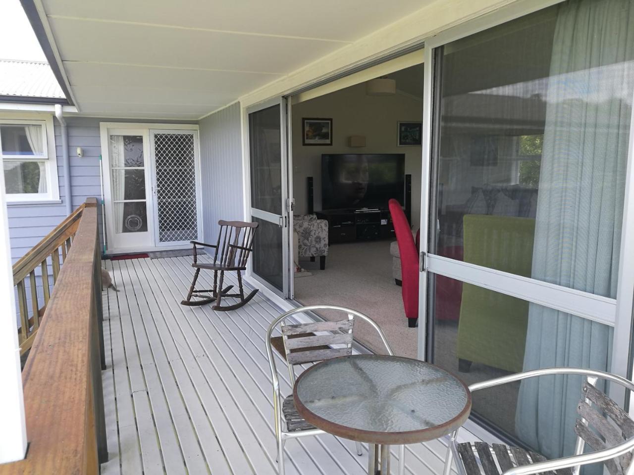 Geyser Lookout Bnb Rotorua Exterior photo