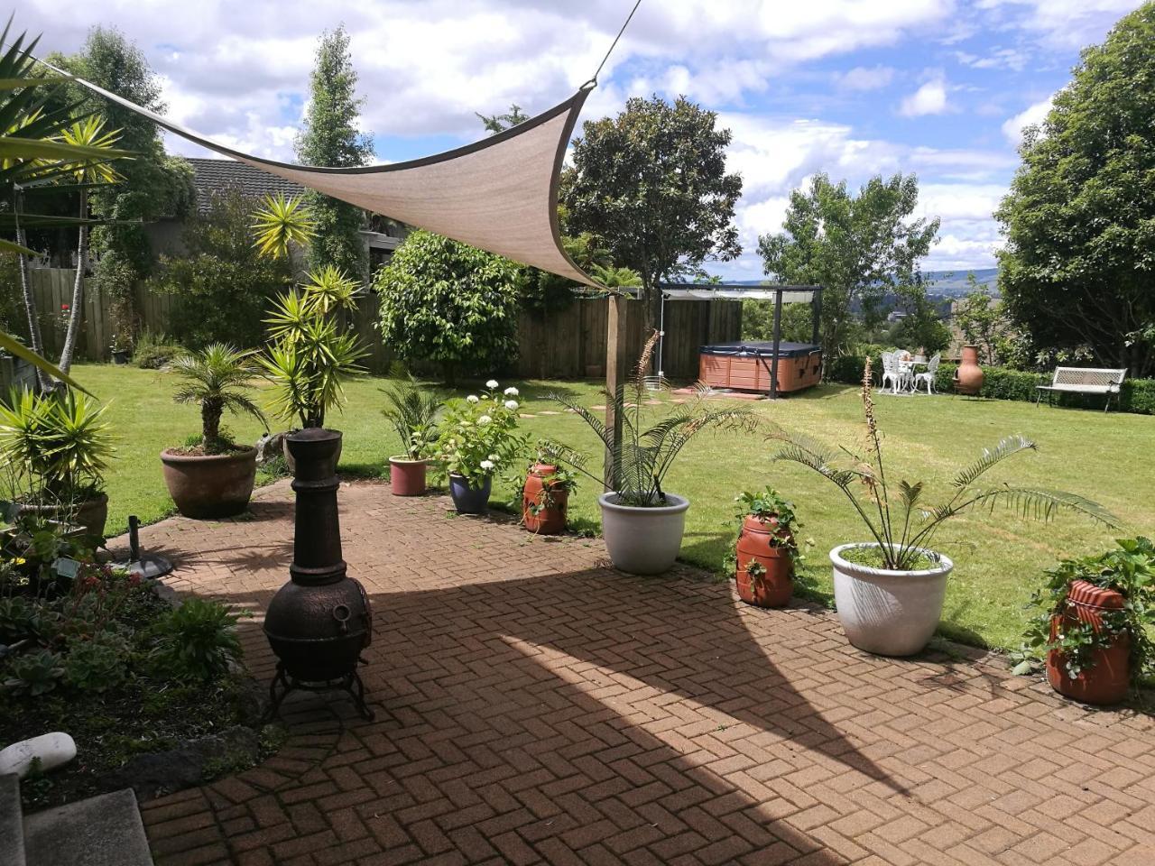 Geyser Lookout Bnb Rotorua Exterior photo